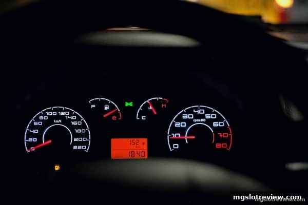深度剖析电子游戏波动性：mg电子游戏介绍带你玩转数据策略